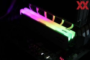 ADATA XPG LANCER BLADE RGB DDR5-6400 CL32